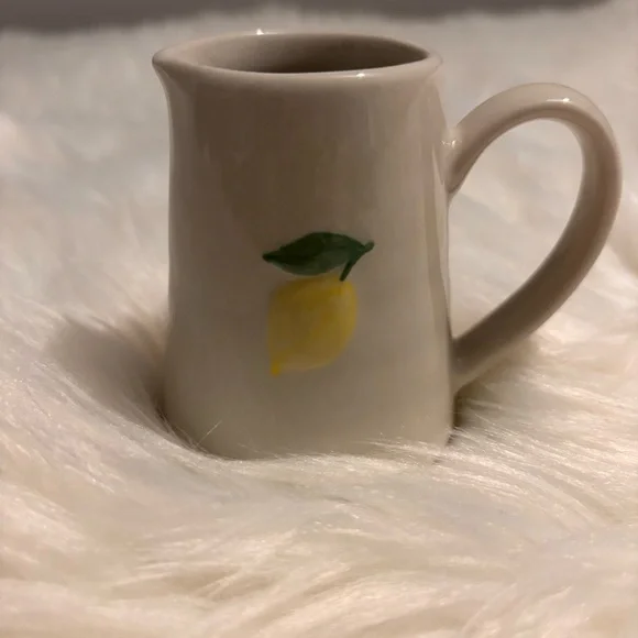 New Lemon Design Mini Ceramic Pitcher - Picture 4 of 6